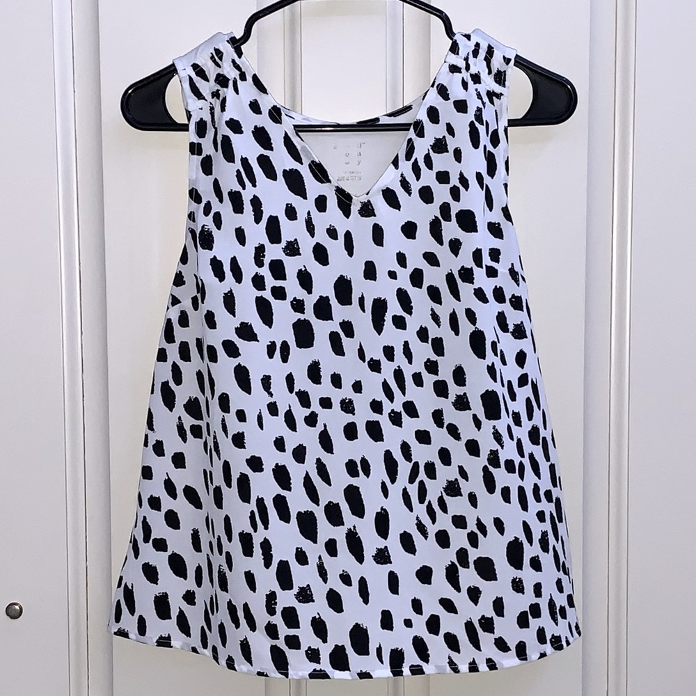 A NEW DAY - Sleeveless tank top blouse